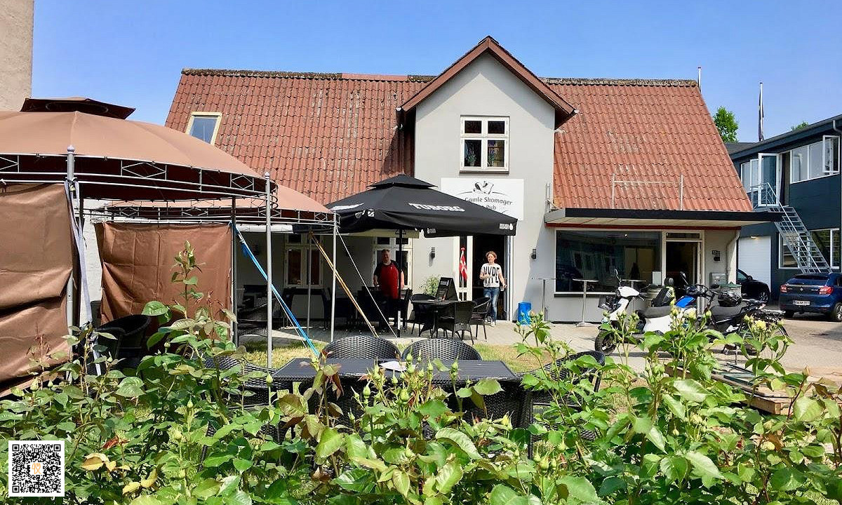 Den Gamle Skomager Udenfor