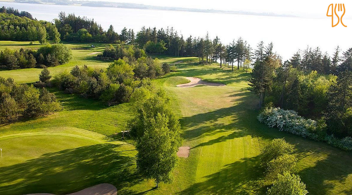 Hjarbæk Fjord Golfcenter Udenfor