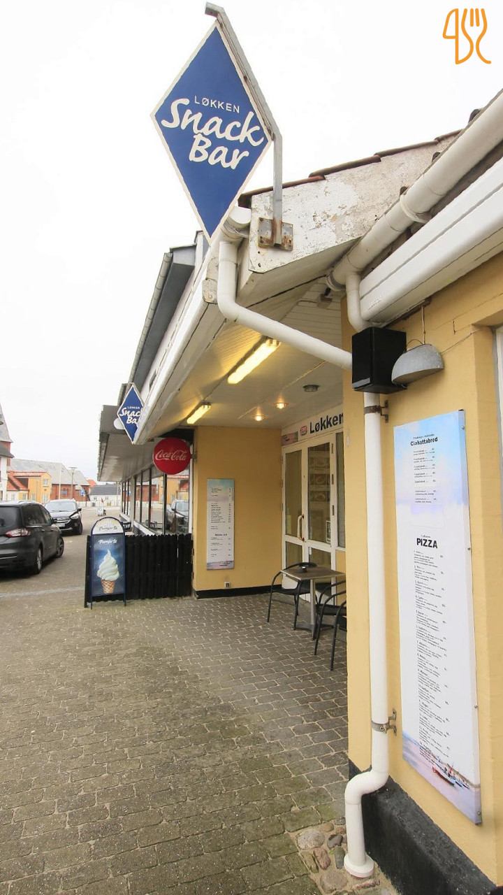 Lokken Snackbar Og Cafeen Udenfor