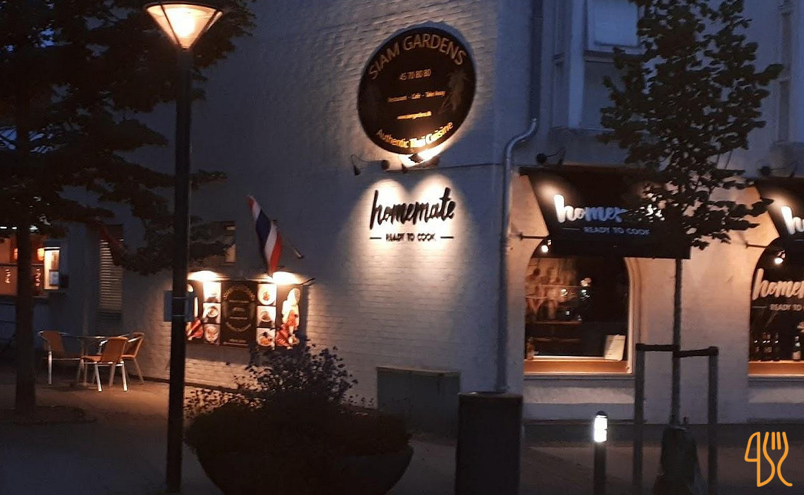 Rossukont Thai Cusisine Og Take Away Udenfor