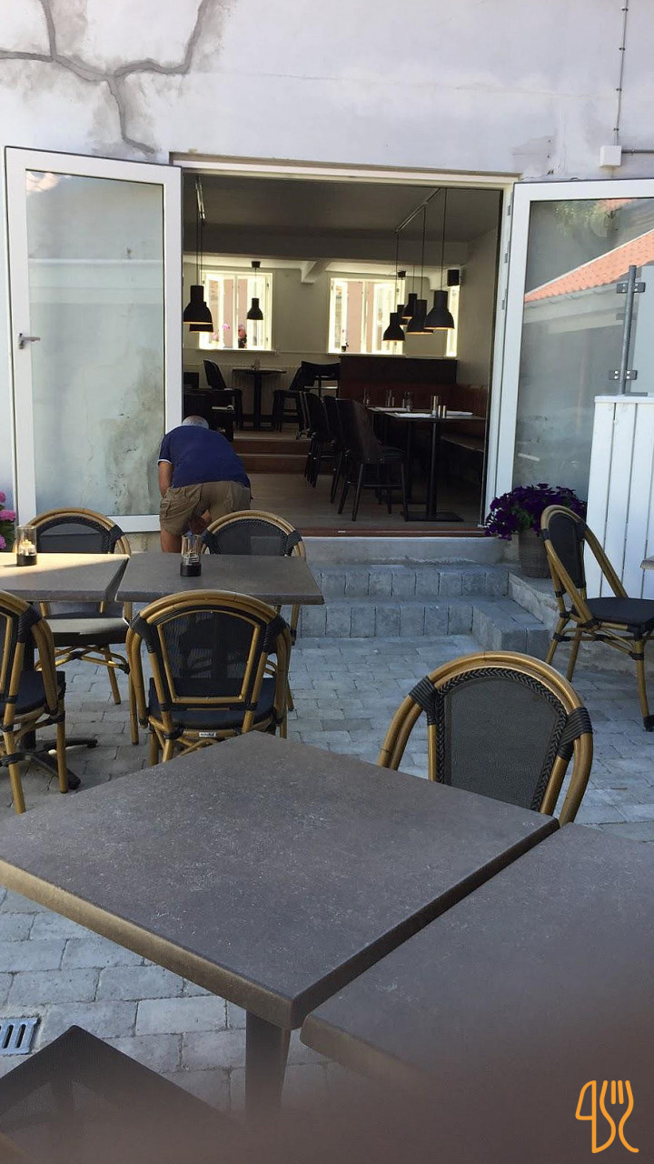 Alex's Pizzabageri Café Inde