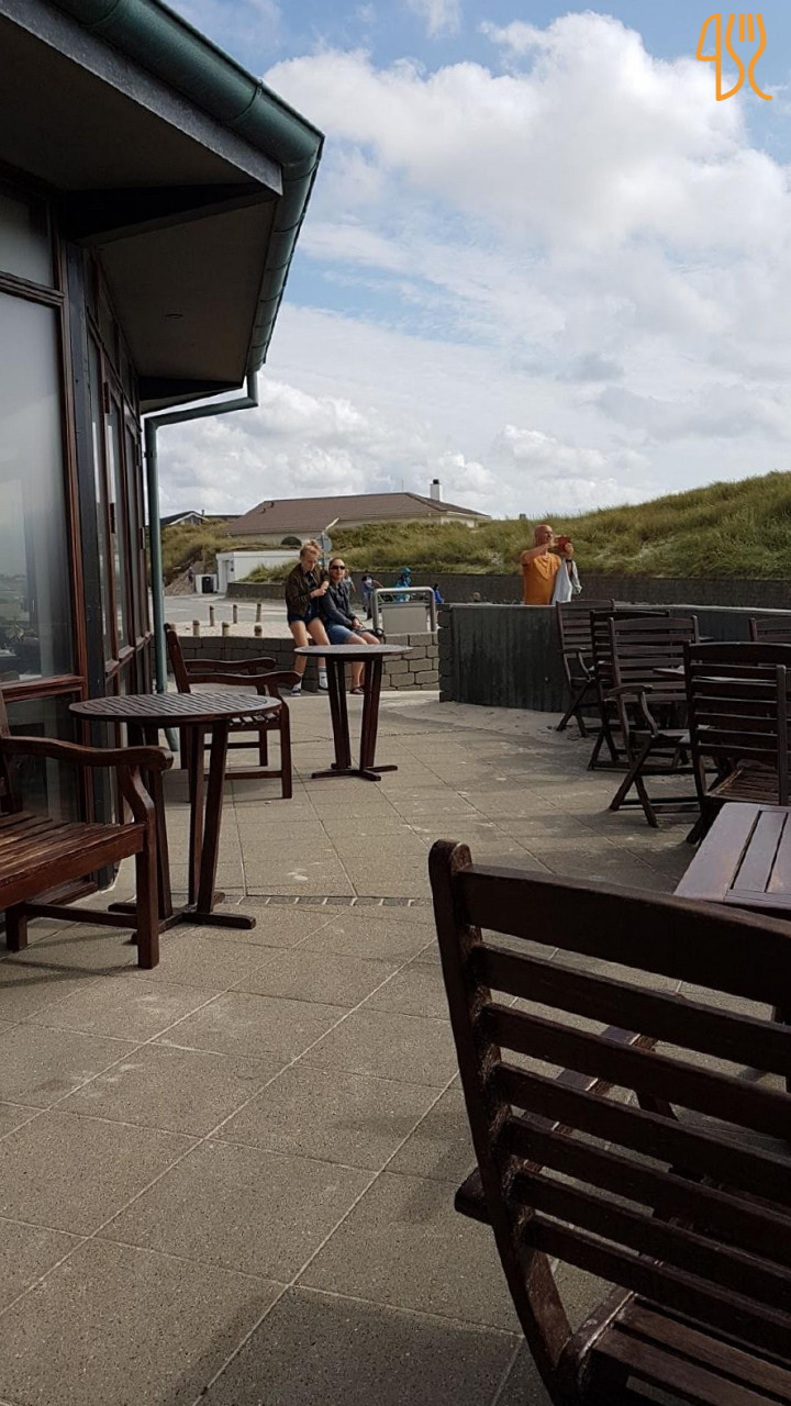 Cafe Stranden Udenfor