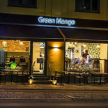 Green Mango Udenfor