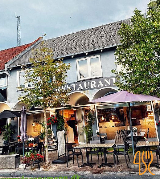 Alle Tiders Cafe Udenfor