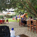 Ler Thai Take Away Udenfor