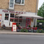 Pizza Pizza V/ali A. H. Al-kerwie V/ali Abdul Hamed Al-kerwie Udenfor