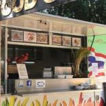 Thai Hot Chili Foodtruck V/preeya Og Jes Valente Udenfor