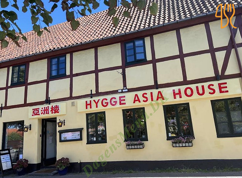 Asia House Udenfor