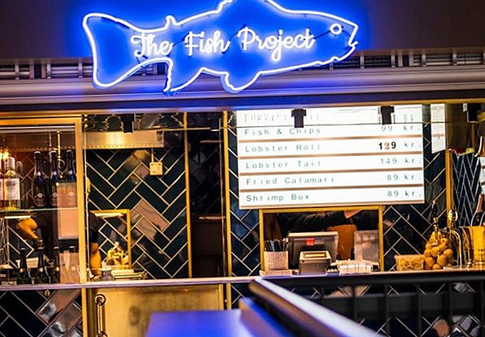 The Fish Project Udenfor