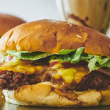 Madonna Burgerbar Mad