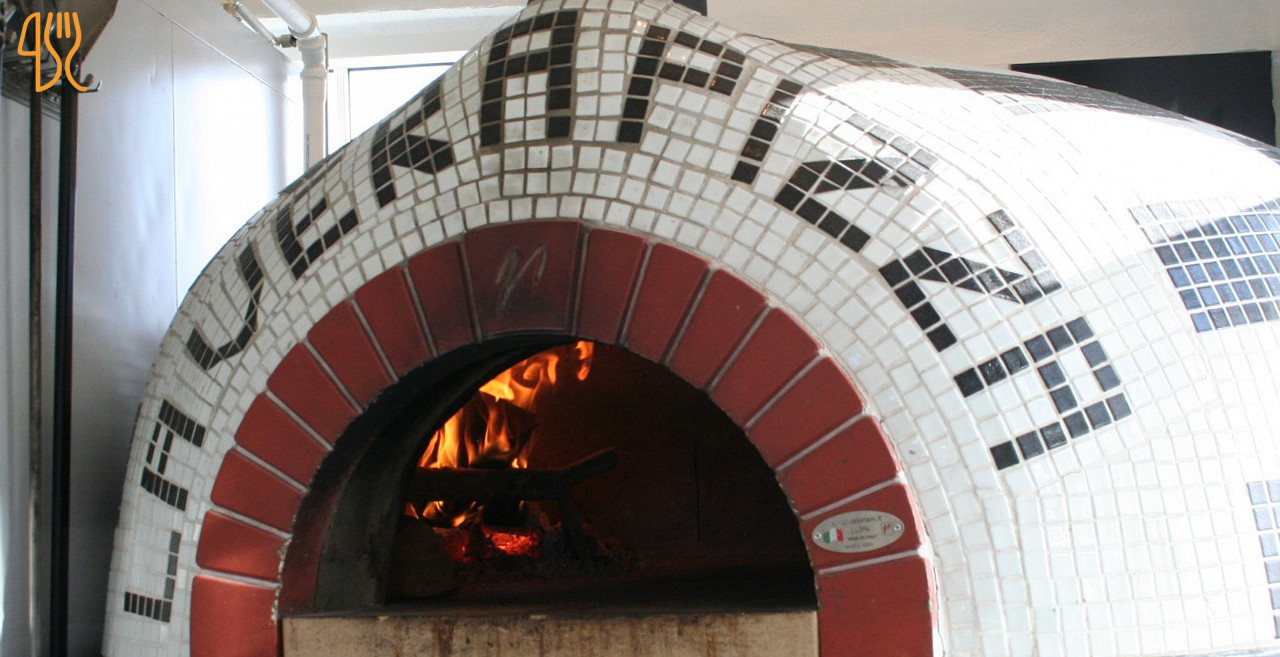La Vera Pizza Udenfor