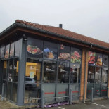 Sason Pizza Udenfor