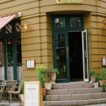 Madklubben Udenfor