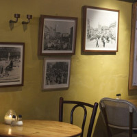 Cafe Diamanten inside