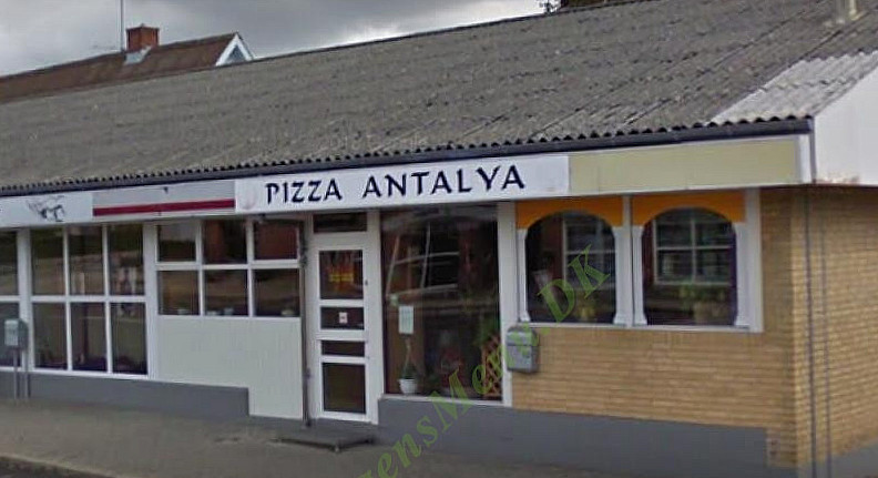 Pizza Antalya Udenfor