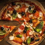 Leas Pizza Og Grill Hoejslev Mad