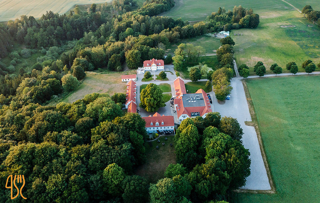 Bramslevgaard Udenfor