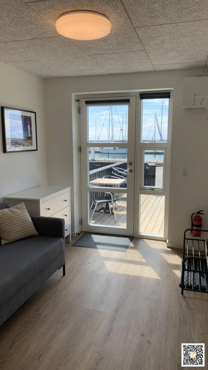 Anholt Skibsproviantering Inde