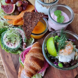 Cafe Marina Mad