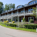 Dannebroen At Kongebrogaarden Udenfor
