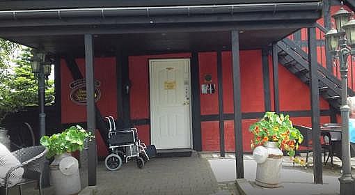 Torvets Poelser Udenfor