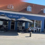 Torvets Poelser Udenfor