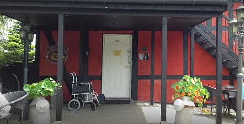 Torvets Pizza Kebab House Udenfor