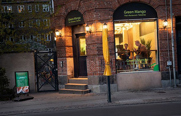 Green Mango Udenfor