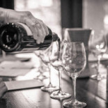 Vinbar Ved Vandet Drik