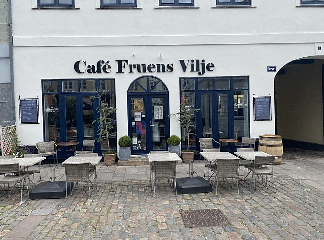Cafe Fruens Vilje Udenfor