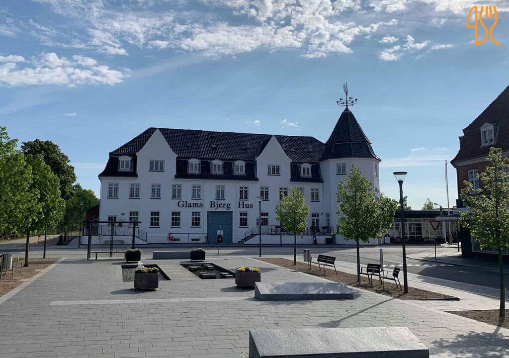 Glamsbjerghus Udenfor