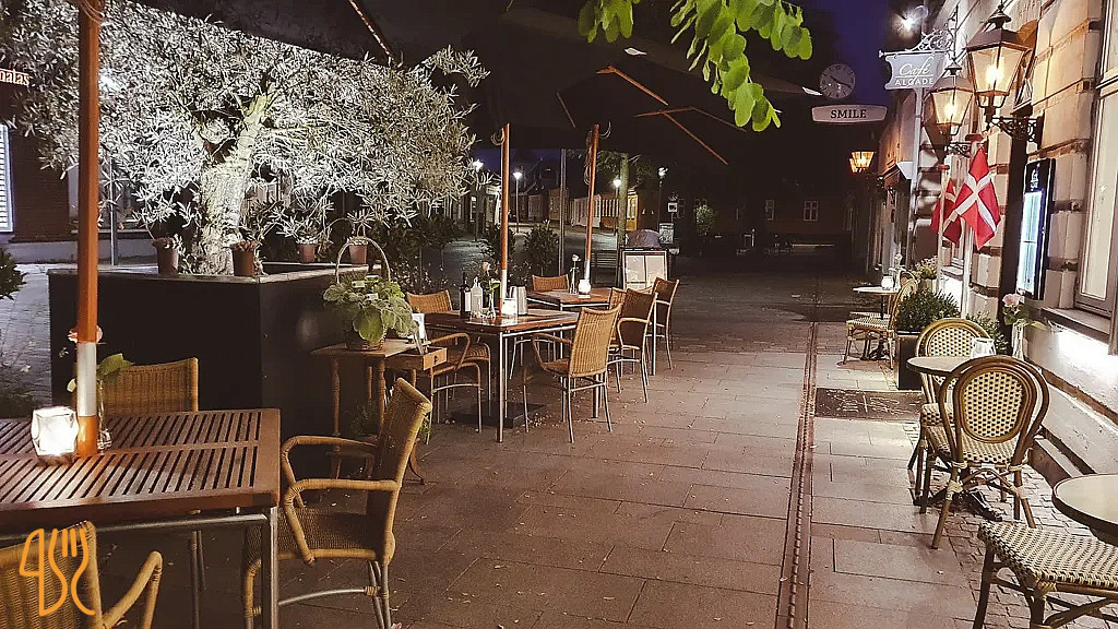 Cafe Algade Udenfor