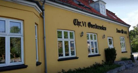 Osted Pizza Kebab House Udenfor