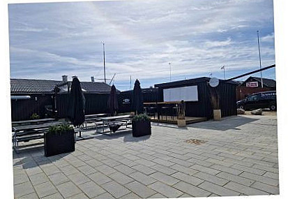 Det Ny Røgeri Udenfor