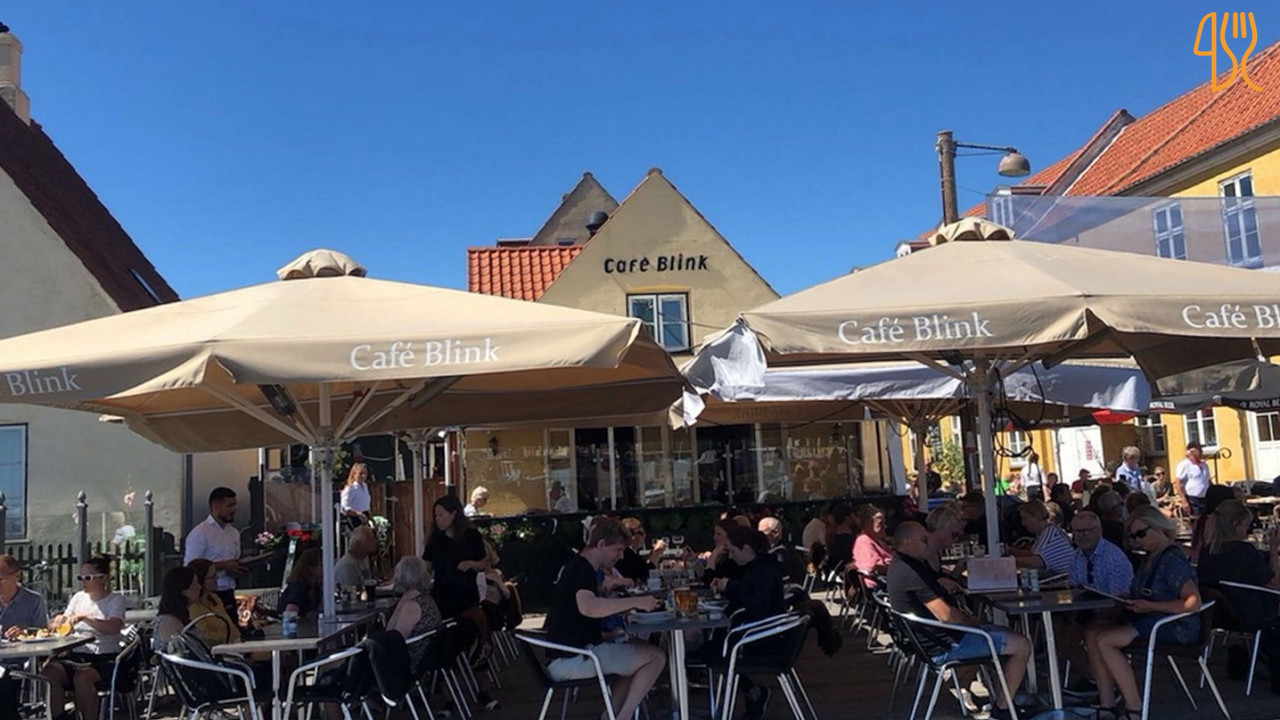 Cafe Strand Udenfor