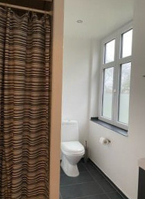 3 Bed And Breakfast Inde