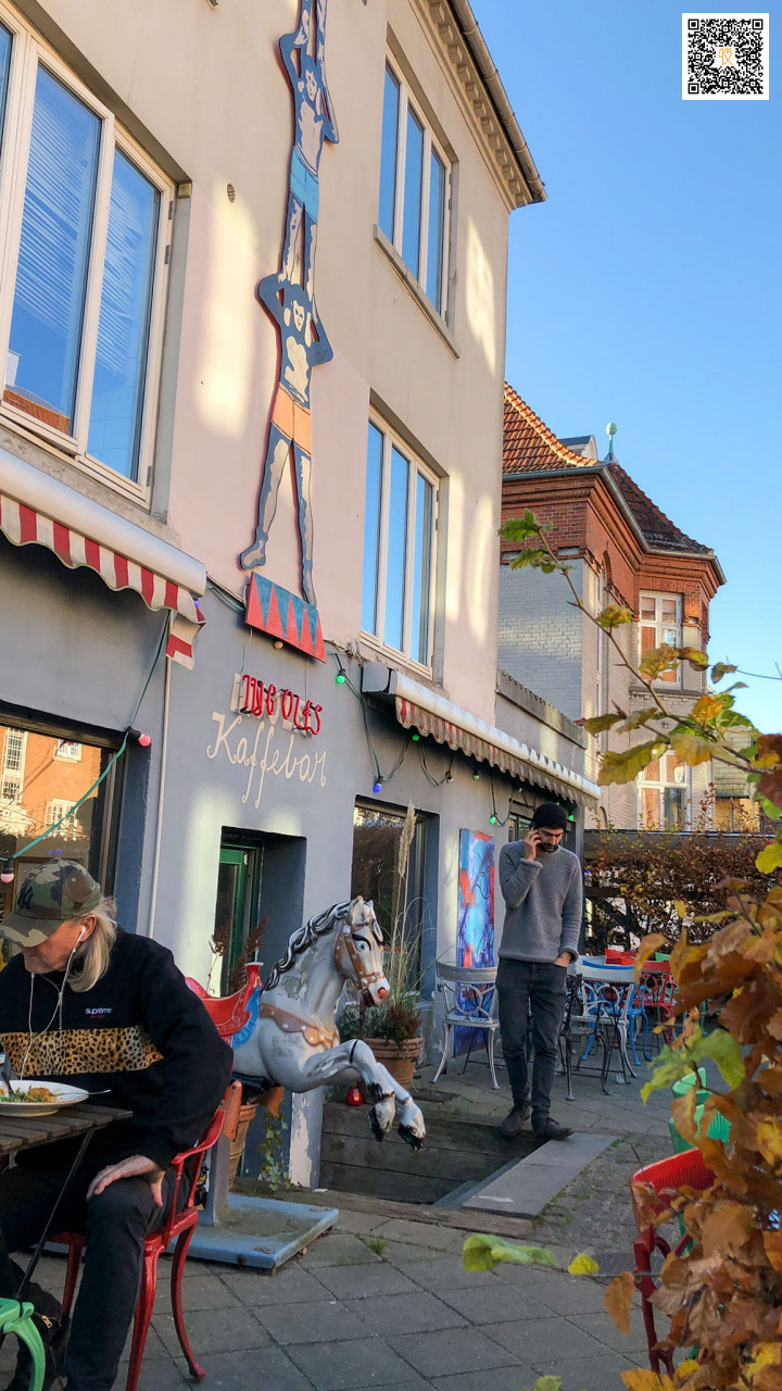 Ingolf's Kaffebar Udenfor
