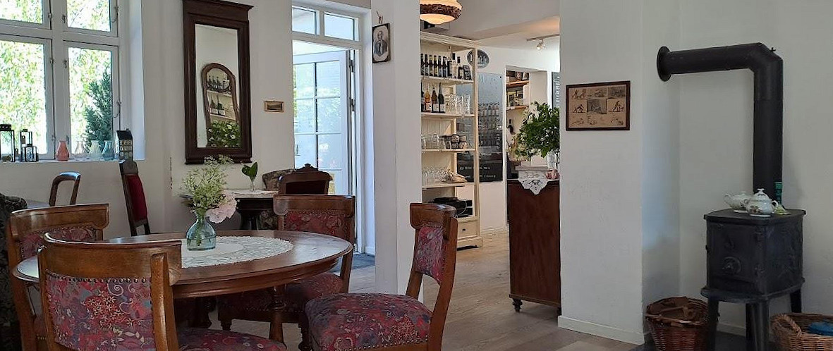 Cafe Den Go'e Fe Heksekosten Inde
