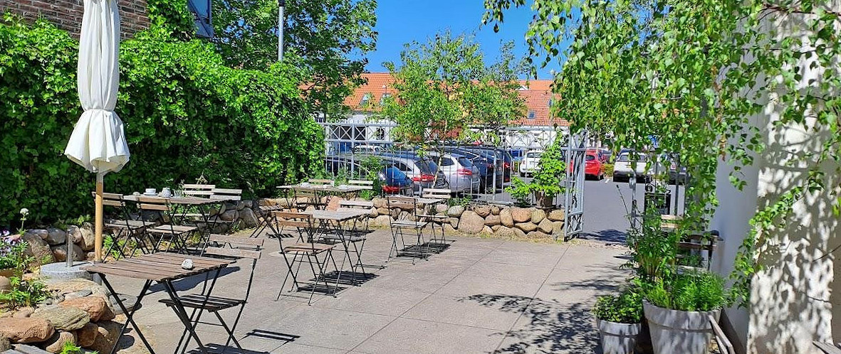 Cafe Den Go'e Fe Heksekosten Udenfor