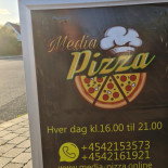 Media Pizza Menu