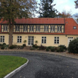 Gl. Skovridergaard Udenfor