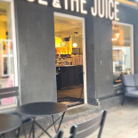 Joe The Juice Udenfor