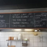 De Fyrretyve Roevere Menu