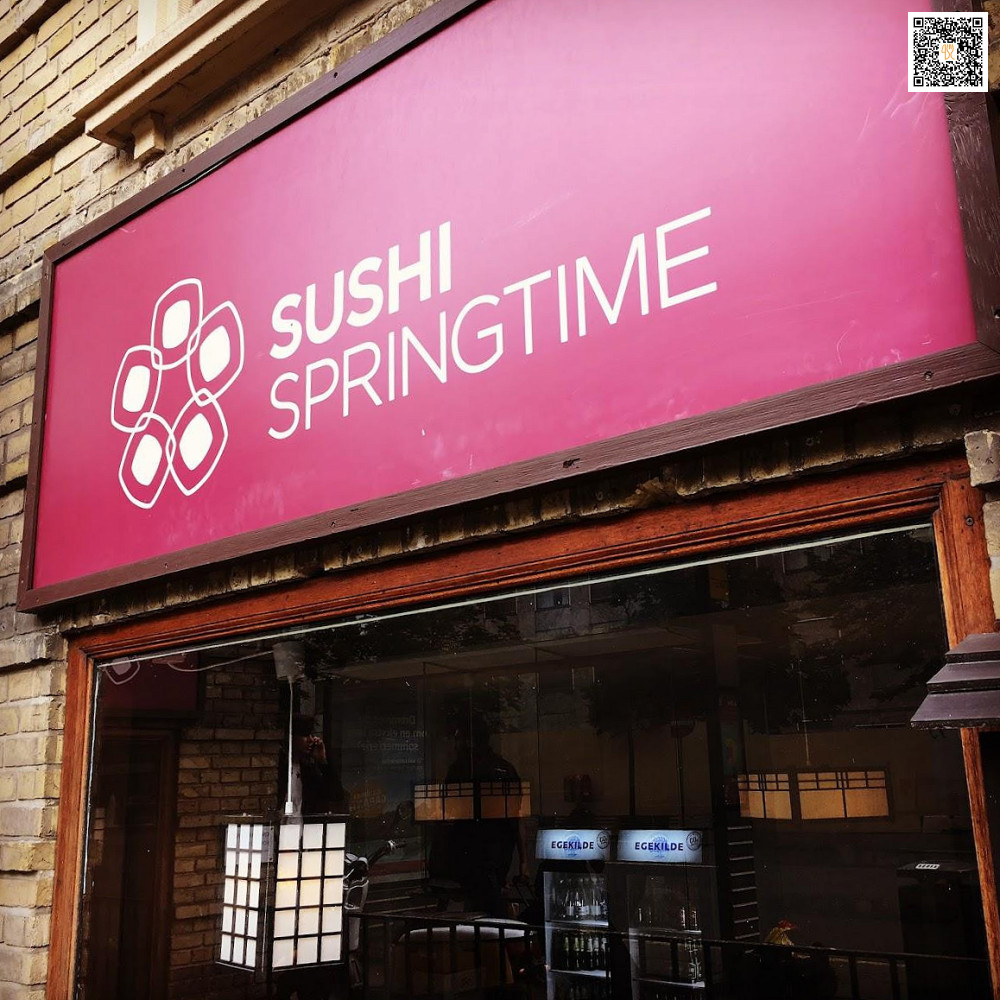 Sushi Springtime Udenfor