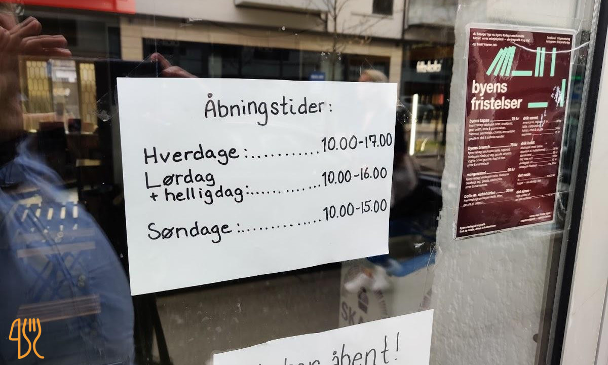 Byens Forlag Og Cafe Menu