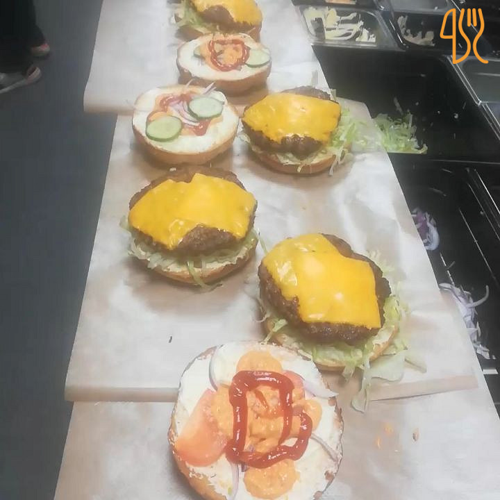 Pita Burger Master Mad