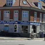 Uni Pizza Udenfor