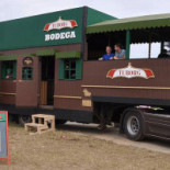 Den Rullende Bodega Udenfor