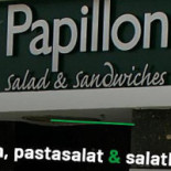 Papillon Salad Sandwiches Udenfor