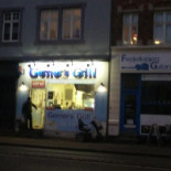 Middelhavet Grill Udenfor